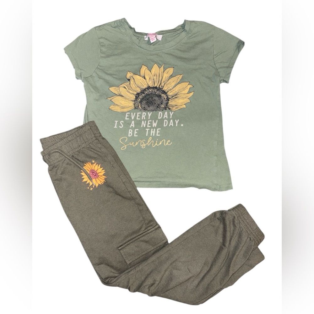 Pony Tails Green Sunflower Graphic Tee and Pants Set